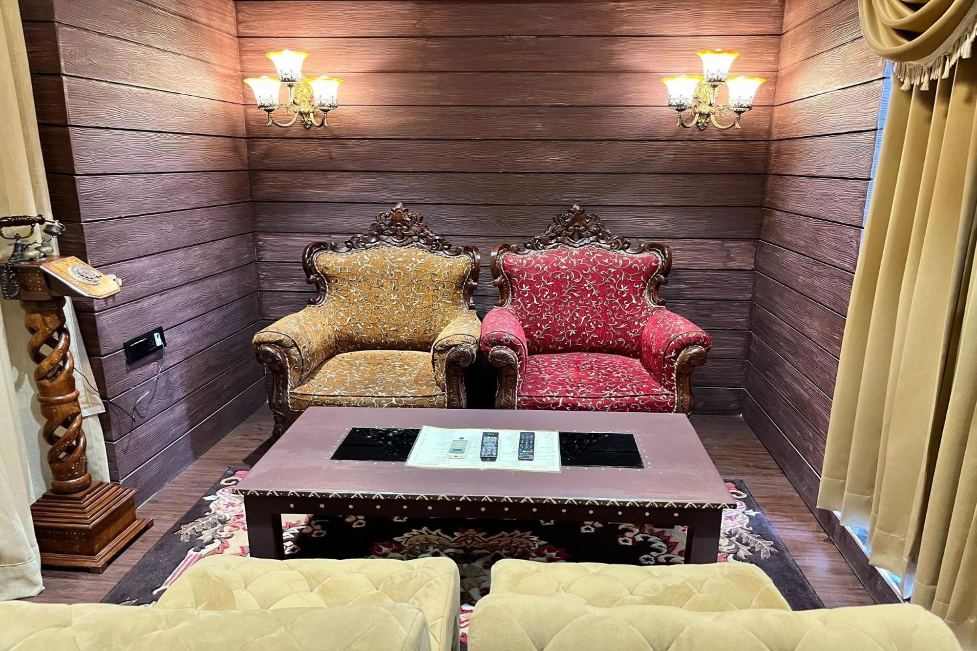 Hotel Shailly Inn Ahmedabad Exterior foto